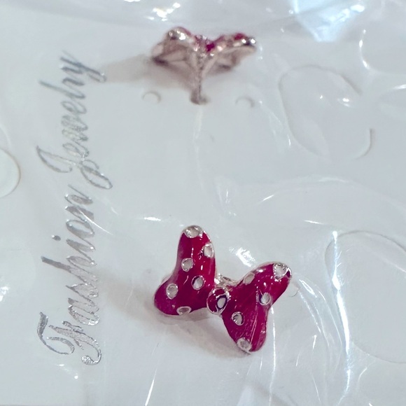 NEW Disney Inspired Bundle Of Earrings - Picture 3 of 4